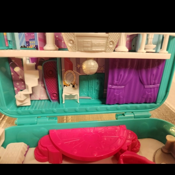 Polly Pocket 'Dance Par-Taay' Case Playset with Vintage Polly - Picture 16 of 16